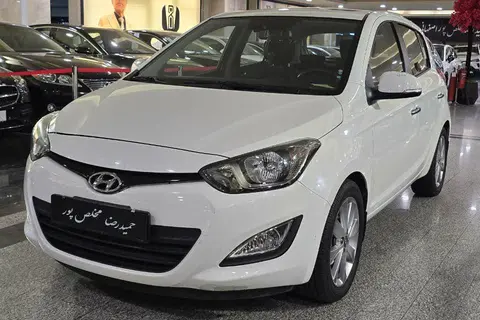 هیوندای، i20