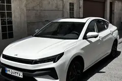 کی ام سی، J7