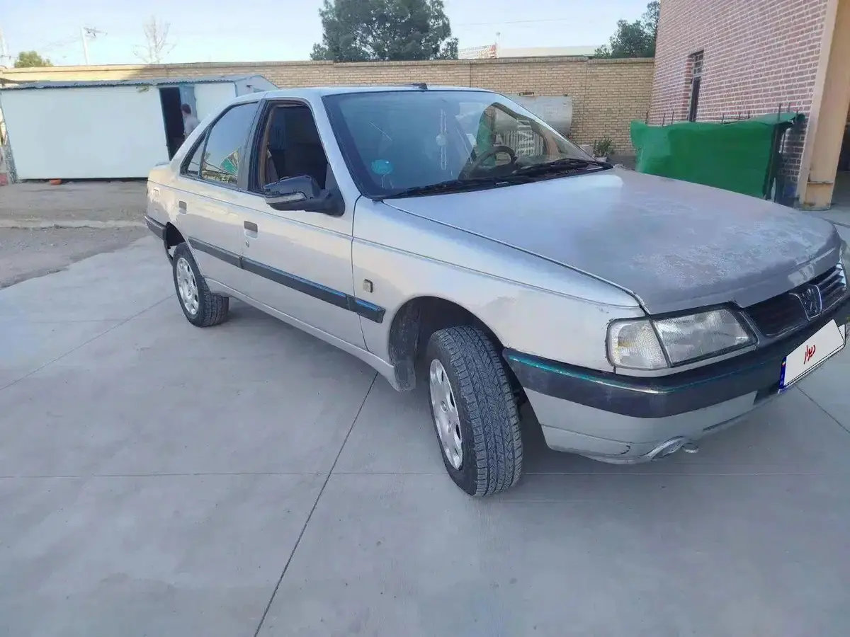 پژو،  405