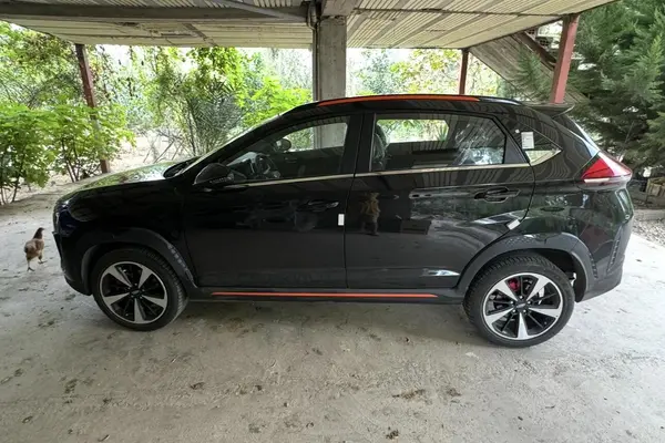 ام وی ام  X33 کراس