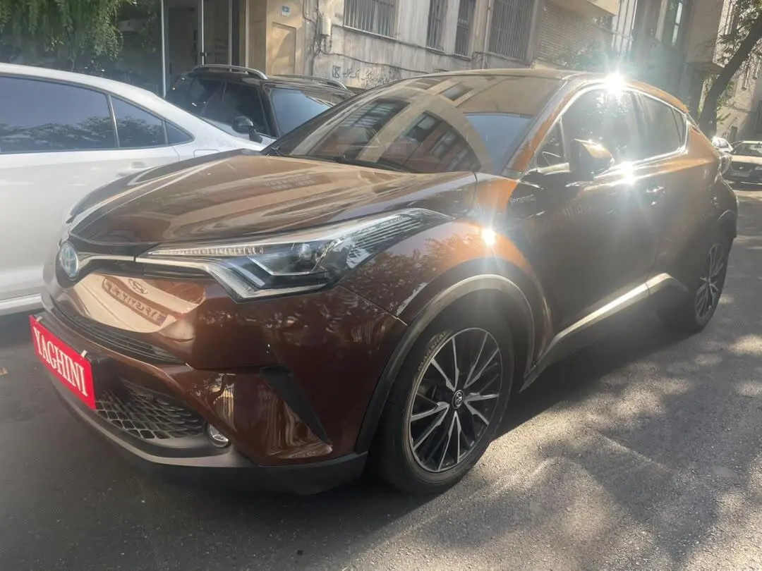 تویوتا  C-HR هیبرید