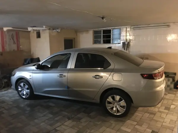 تارا، اتوماتیک V4