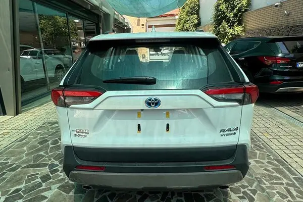 تویوتا، راوفور هیبرید