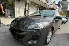 مزدا، 3 نیو صندوق دار