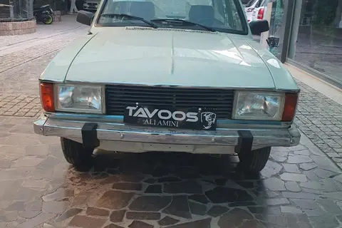 پیکان، سدان