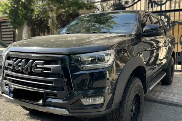کی ام سی  T8