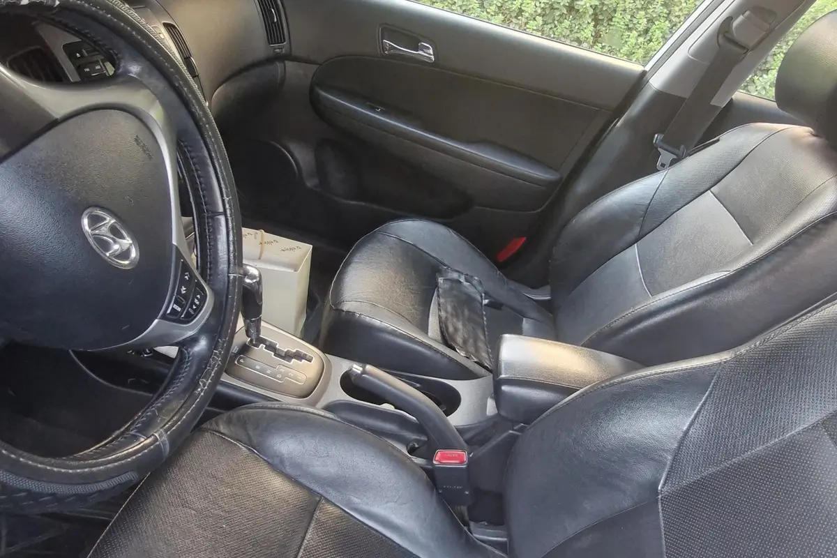 هیوندای  i30