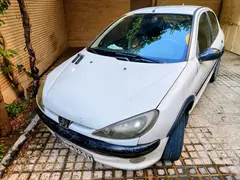 پژو، 206