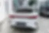 کی ام سی  J7