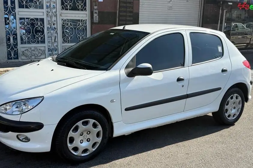 پژو،  206