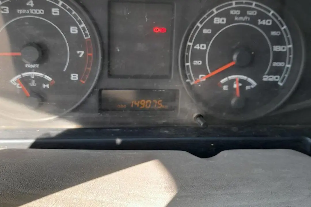 پژو،  405
