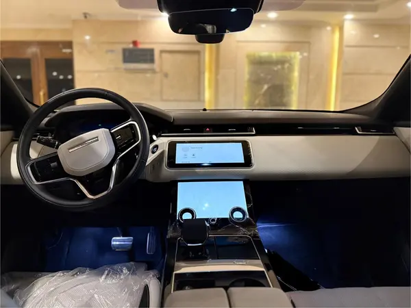 لندرور، رنجرور ولار