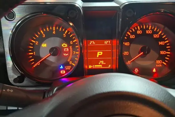 سوزوکی  جیمنی 3 در