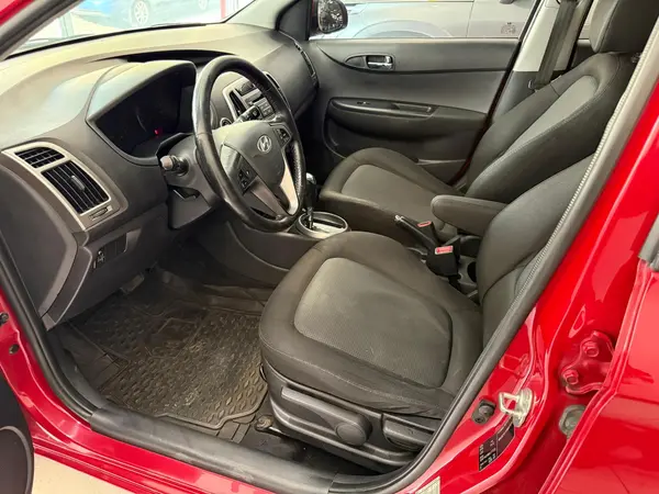 هیوندای، i20