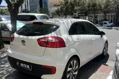 کیا، ریو هاچ بک