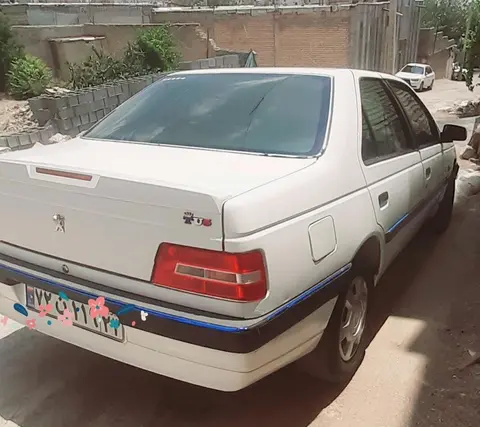 پژو، 405