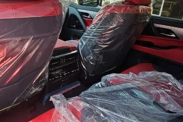 لکسوس  LX