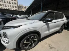 میتسوبیشی، اوتلندر