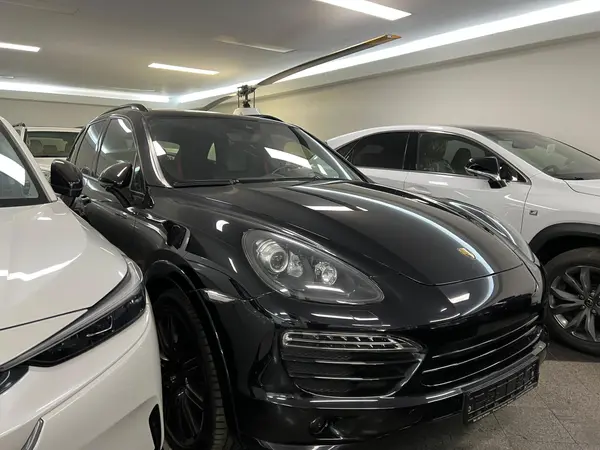 پورشه، کاین