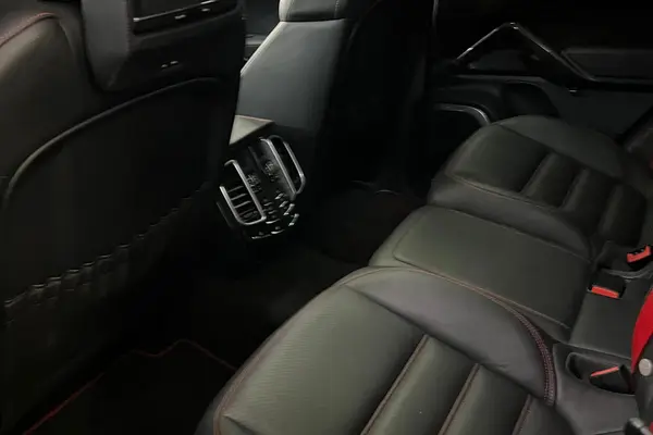 پورشه، کاین