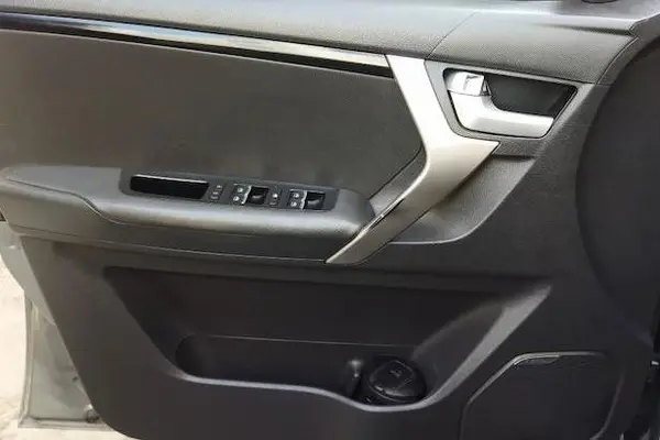 ام وی ام  X33 S