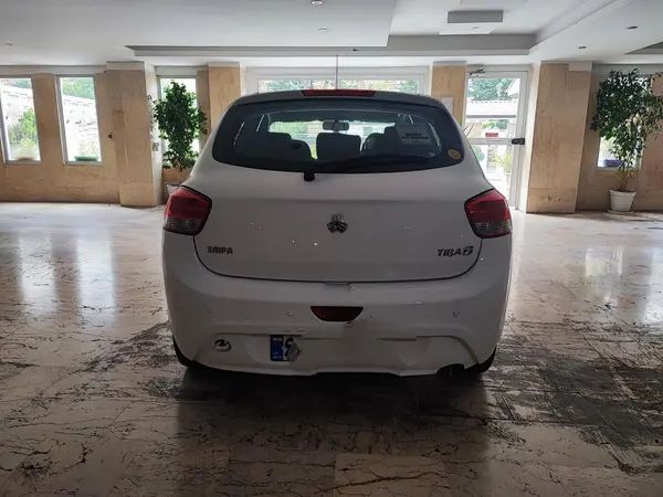 تیبا، هاچ بک