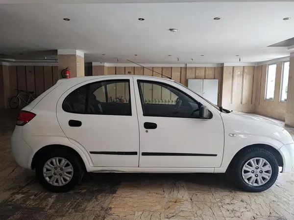 تیبا، هاچ بک