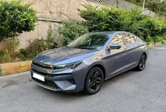 کی ام سی، J7