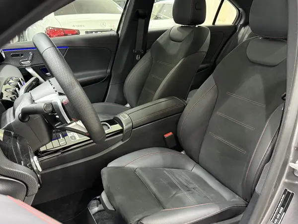 بنز، کلاس A سدان