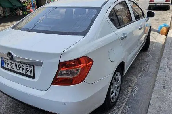 برلیانس،  H230