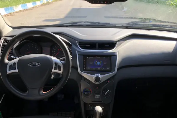 ام وی ام، 315هاچ بک