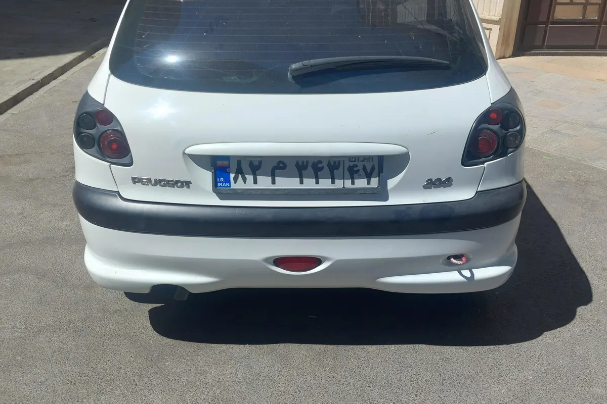 پژو،  206