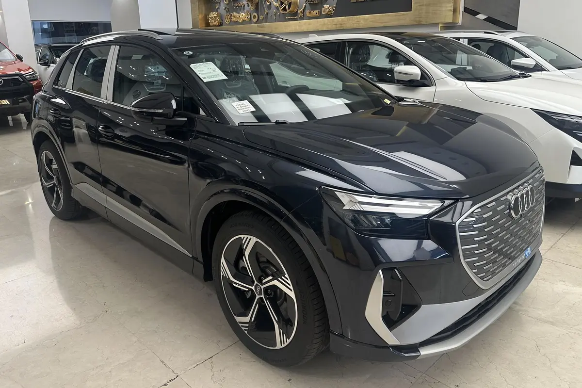 آئودی  Q4 e-tron