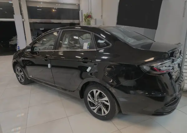 کی ام سی، ایگل