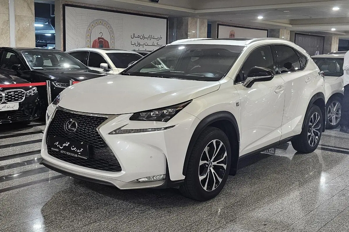 لکسوس  NX