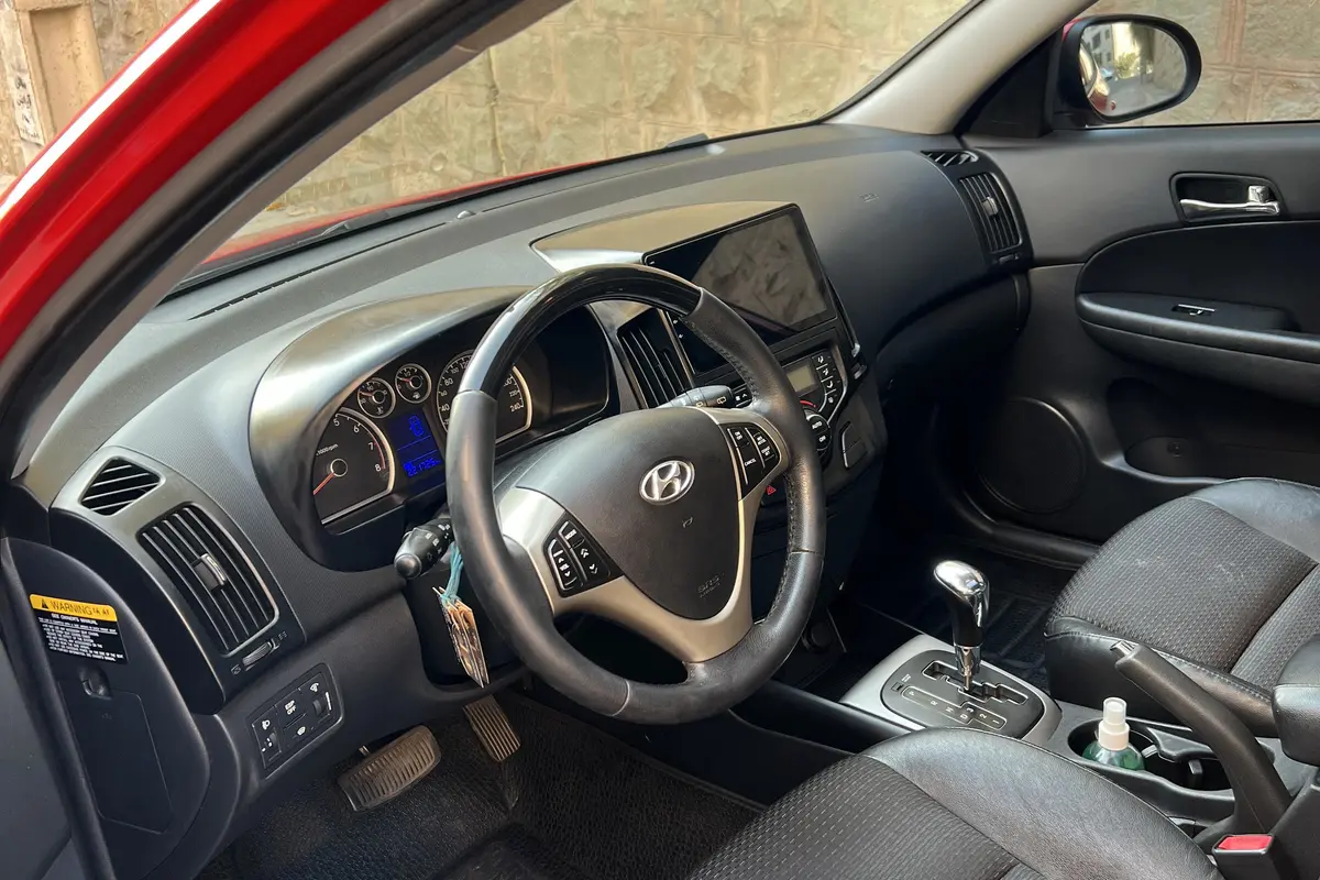 هیوندای  i30
