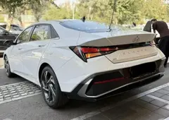 هیوندای، النترا