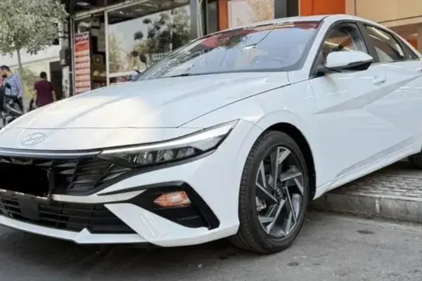 هیوندای، النترا