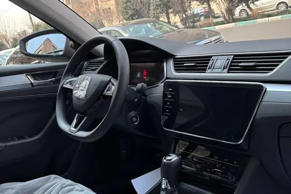 اشکودا، سوپرب