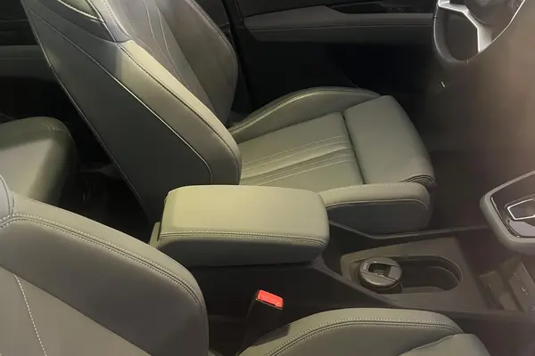 آئودی، Q4 e-tron