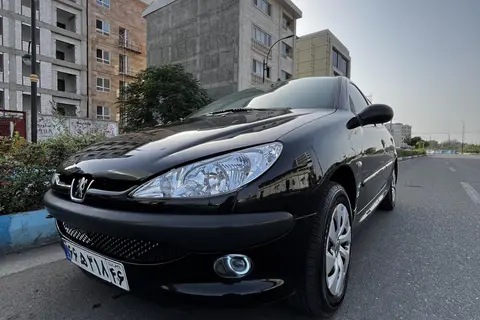 پژو، 206