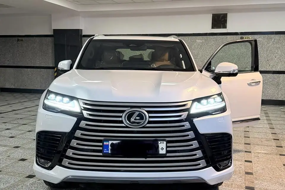 لکسوس  LX