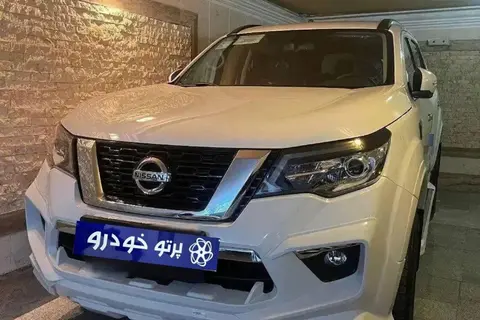 نیسان، ترا