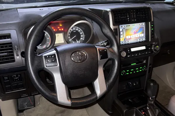 تویوتا، پرادو  چهار در