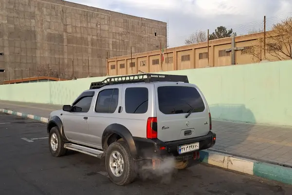 نیسان  رونیز