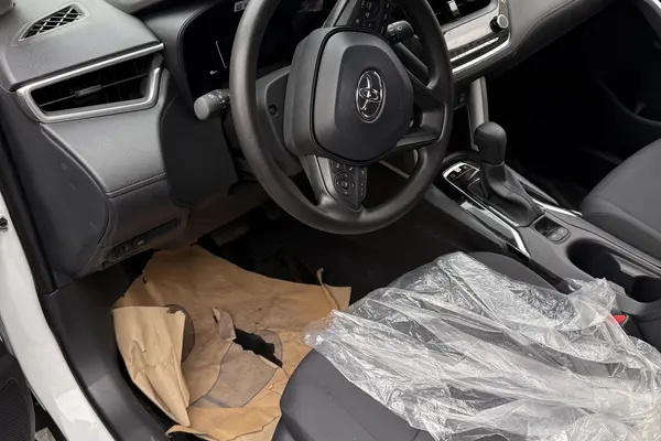 تویوتا، کرولا کراس هیبرید