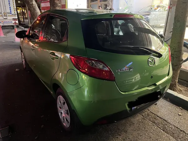 مزدا، 2 هاچ بک