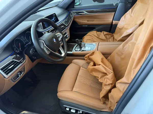 ب ام و، سری 7