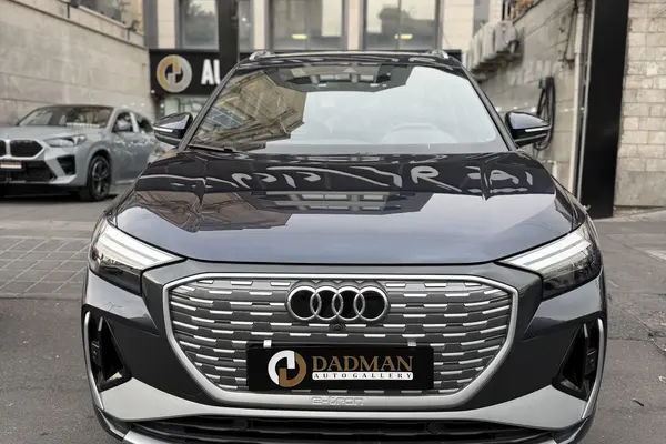 آئودی، Q4 e-tron