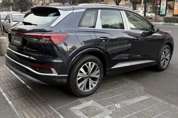 آئودی، Q4 e-tron